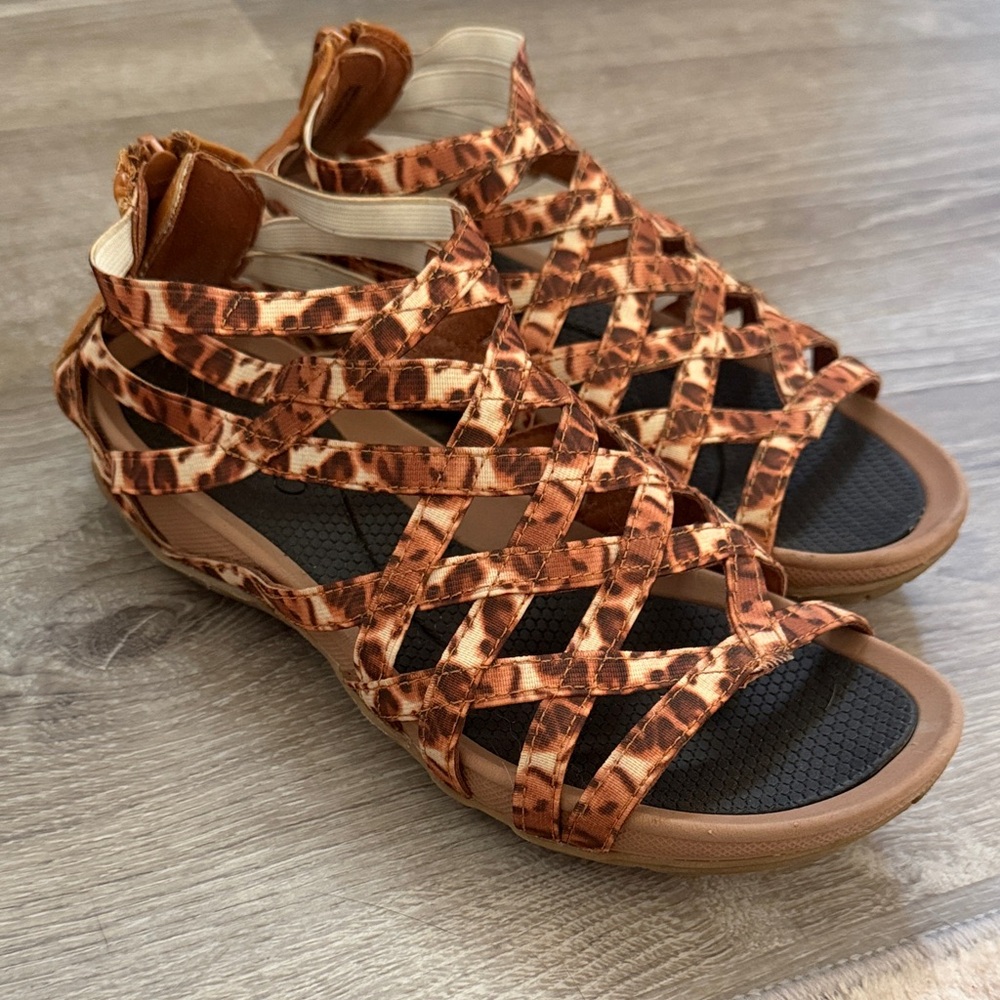 Baretraps Leopard Print Sandals